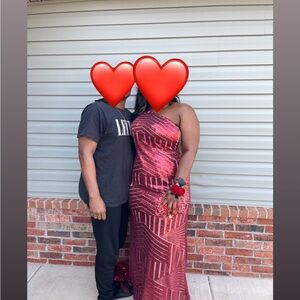 Elegant Red Strapless Prom Dress